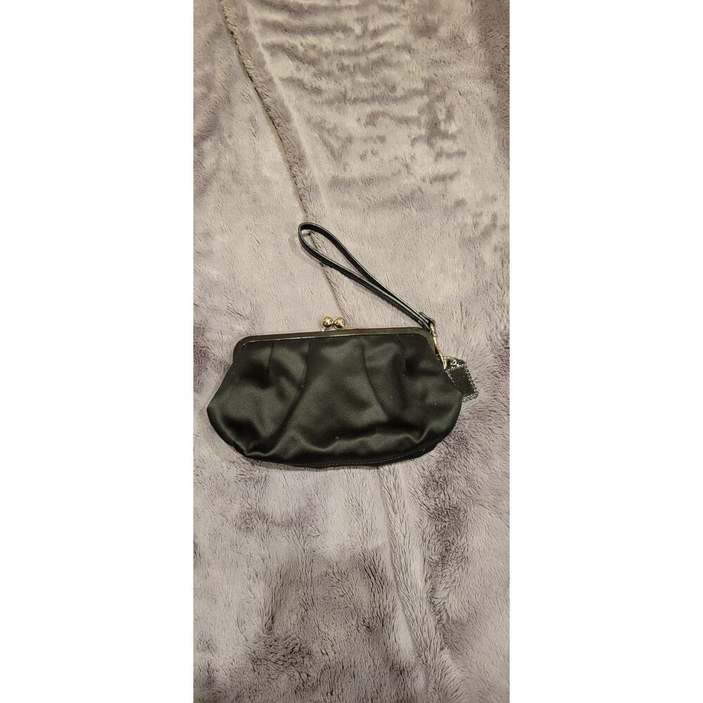 COACH SATIN Black FRAME KISSLOCK CLUTCH WRISTLET 42799.